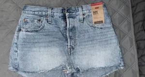 Levi’s 501 High-Waisted Shorts thumbnail 1