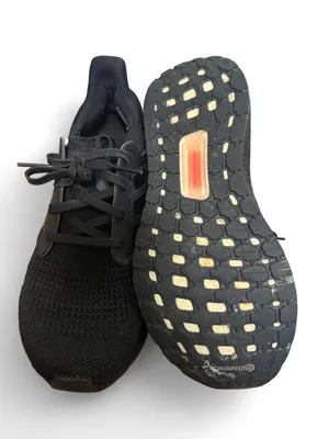 Adidas Ultraboost Shoes thumbnail 4