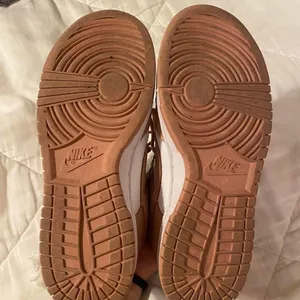 Nike Dunk Low thumbnail 8