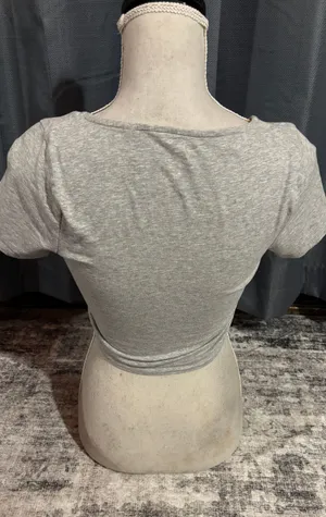 Crop Top Gray Size M thumbnail 3