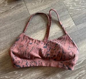 Lululemon Sports Bra Flow Y thumbnail 1