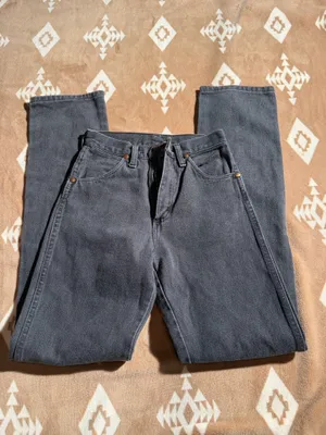 Cowboy cut gray wrangler jeans  thumbnail 4