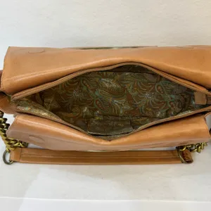 Hobo International Marilyn Shoulder Bag Tan Light Brown Gold Tone Hardware thumbnail 5