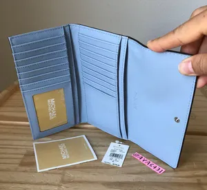 Wallet thumbnail 5