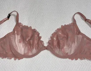 Victoria's Secret Bra thumbnail 3