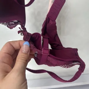 Victoria Secret’s thumbnail 12