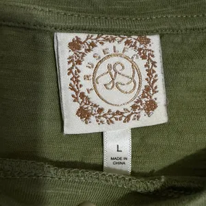 100% Cotton Women‎ Tee Size L Olive Green Embroidered Sequin Slub Crop Bohemian thumbnail 2