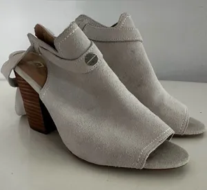 Cream‎ Peep-Toe Heels Joe's Jeans size 8 thumbnail 1