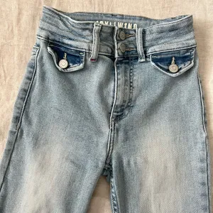 Idyllwind High-Rise Flare Jeans thumbnail 2
