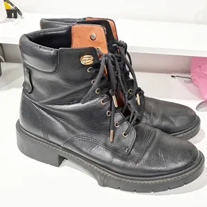 Coach Lorimer Black Leather Boot Combat Gold Hardware Lace Up Size 9.5 thumbnail 5