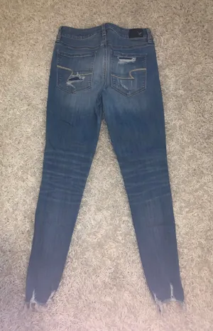 American Eagle Distressed Hi-rise Jeggings thumbnail 2