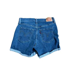 Levi’s‎ Mid Length Shorts Mid Rise 4” inseam Roll Tab Sz 27 thumbnail 2