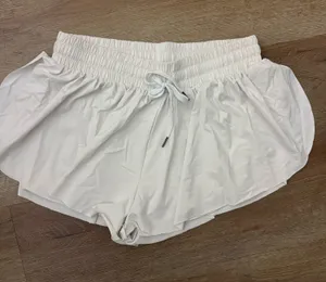 Flare Shorts White Size L thumbnail 1