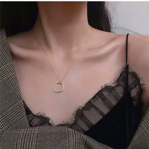 Boutique NWT Crescent Moon Necklace | Yellow‎ Gold Filled thumbnail 11