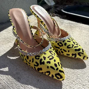 Azalea Wang Yellow Leopard Print Pumps Size 8.5 thumbnail 3