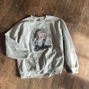 Gildan Cheetah Santa Christmas Believe Crewneck Sweatshirt thumbnail 1
