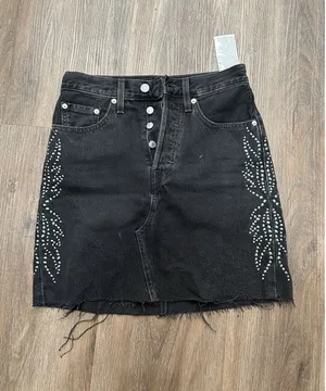 Levi's High Rise Deconstructed Button Fly Studded Denim Premium Skirt Size 24‎ thumbnail 1