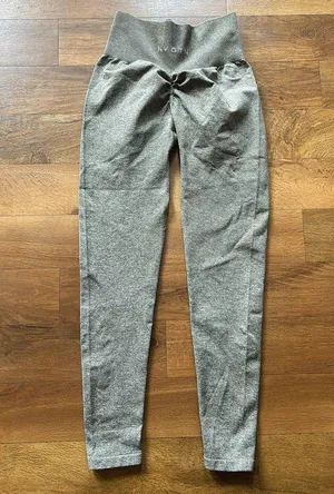 NVGTN Seamless Leggings in Mocha thumbnail 3
