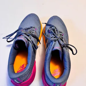New Balance Women's Running Athletic Sporty Two Color Logo Sneakers NWOT thumbnail 4