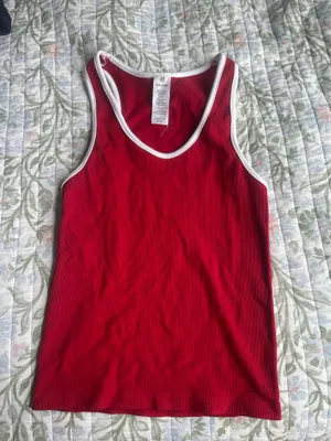Boutique tank top thumbnail 1