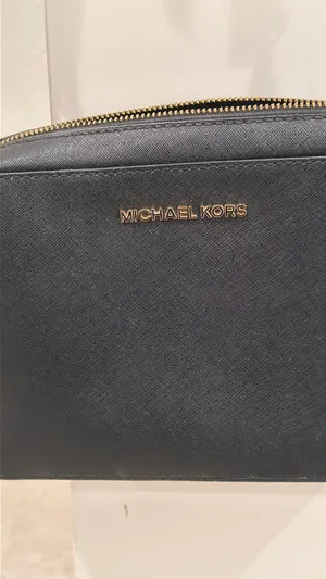 Michael Kors Purse Black Leather Crossbody thumbnail 4