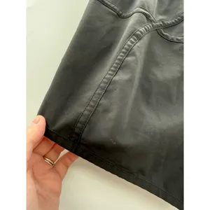 Lululemon Track That Mid Rise Lined Shorts Womens 6 Black‎ 4" Running Pocket thumbnail 10