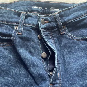 Old Navy high rise jeans thumbnail 5