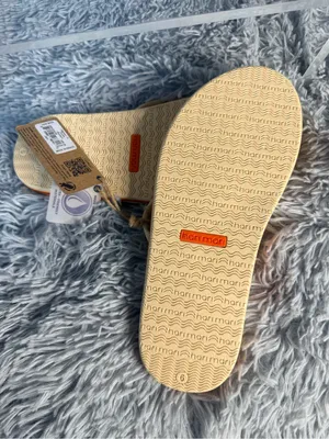 Everyday Comfort Women's Flip Flops in Beige thumbnail 4