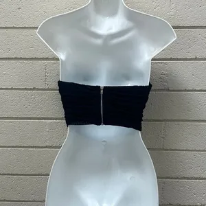 Princess Polly Black Strapless Top size 2 thumbnail 2
