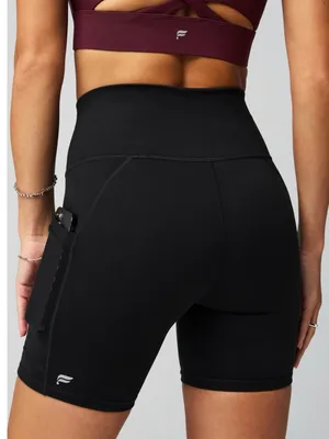 Fabletics On-The-Go PowerHold Ultra HW 6'' Short in Black NWT thumbnail 2