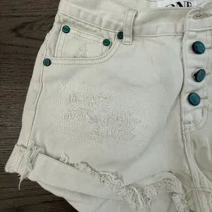 One Teaspoon‎ Hawks High Rise Twisted Cuff Hem Distressed Shorts - Size 26 - NWT thumbnail 8