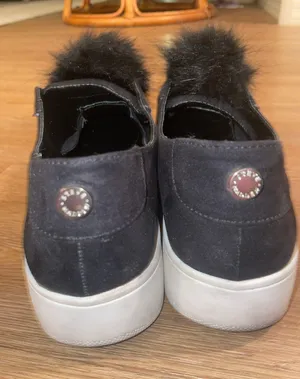 Slip On Fashion Sneaker With Pom Pom thumbnail 7