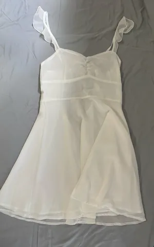 White sundress Size M thumbnail 1