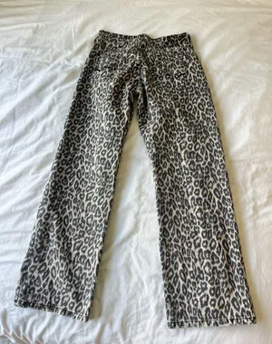 Urban Outfitters Leopard Jeans thumbnail 5