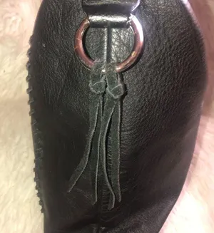 Lina tassel handbag thumbnail 3