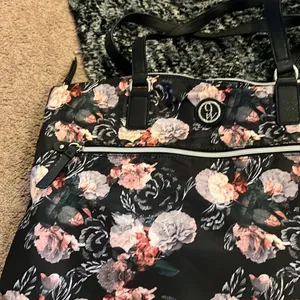 Nine West‎ floral shoulder bag tote thumbnail 5