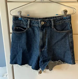 ZARA Denim Shorts High-Rise thumbnail 1