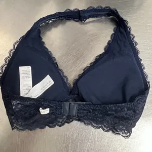 Gilly Hicks Navy Blue Lace Wireless Padded Floral Halter Bralette - Size Small - EUC thumbnail 2