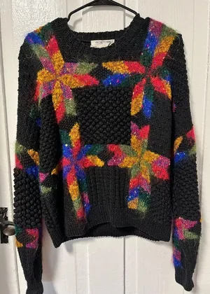 Vintage Knitting needles Hand Knit Quilt Pattern Fuzzy Crewneck sweater size M thumbnail 1