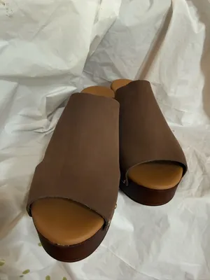 Brown Leather Platform Slide Mules with Gold Stud Accents Size 9 thumbnail 4
