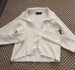 Pretty Little Thing Top Long Sleeve thumbnail 1