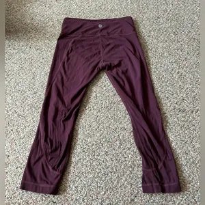 Athleta Activewear Maroon Tight Athletic Athleisure Leggings Women’s Size Small thumbnail 2