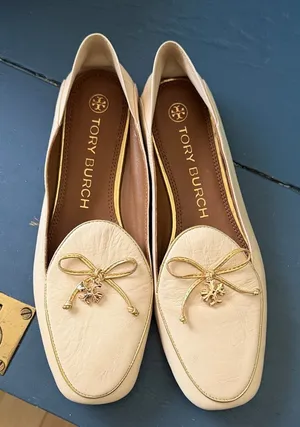 Tory Burch Charm Loafer in Dulce De Leche thumbnail 1