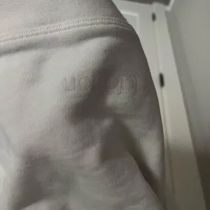 Lululemon crewneck thumbnail 3