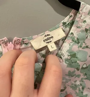 Entro Pink and Green Patterned Cinched Ruffle Detail Long Sleeve Dress thumbnail 6