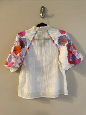 THML Floral Embroidered Puff Sleeves Ruffle Neck Texture Popover Top Size Small thumbnail 6