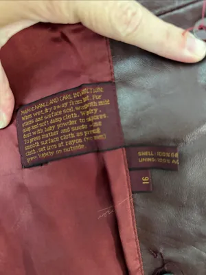 Vintage women’s Etienne Aigner Red Burgundy Leather Jacket, size 16 ©️ thumbnail 4