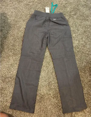 FIGS Scrub Pants thumbnail 2