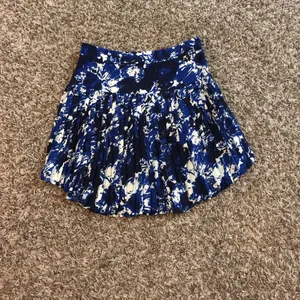 Piperlime collection pleated mini skirt Size XS thumbnail 2