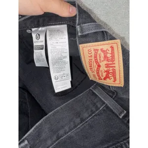 levis high waisted mom shorts black washed 26 thumbnail 3